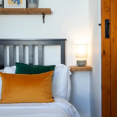 The Old Chapel 度假居 莱伯恩